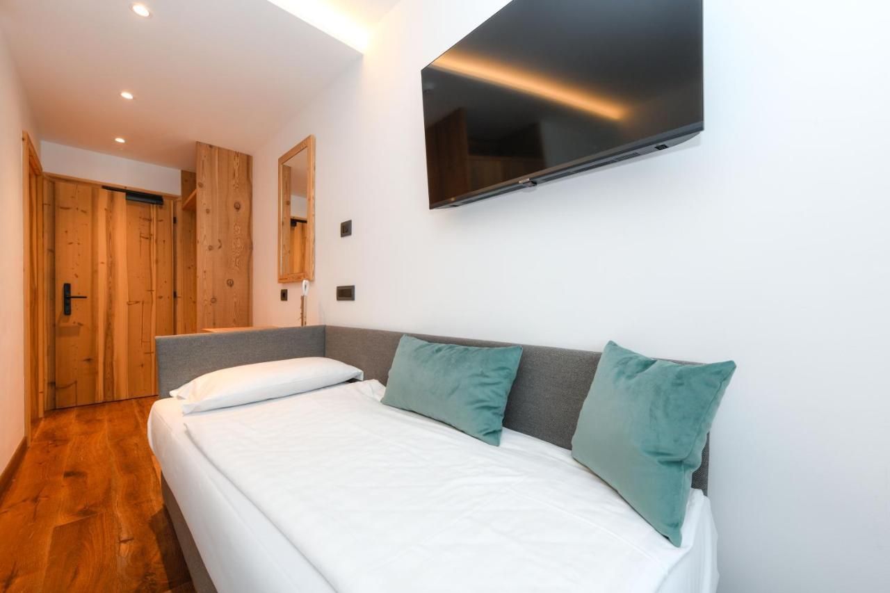 Bepy Hotel Garni Giustino Экстерьер фото