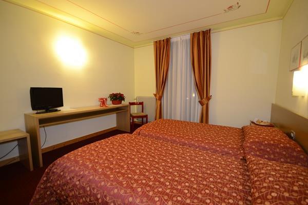 Bepy Hotel Garni Giustino Экстерьер фото