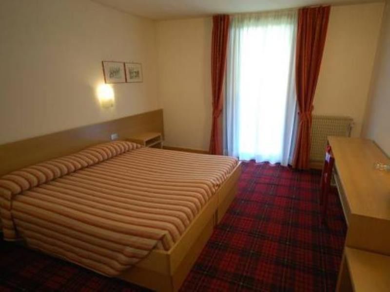 Bepy Hotel Garni Giustino Экстерьер фото