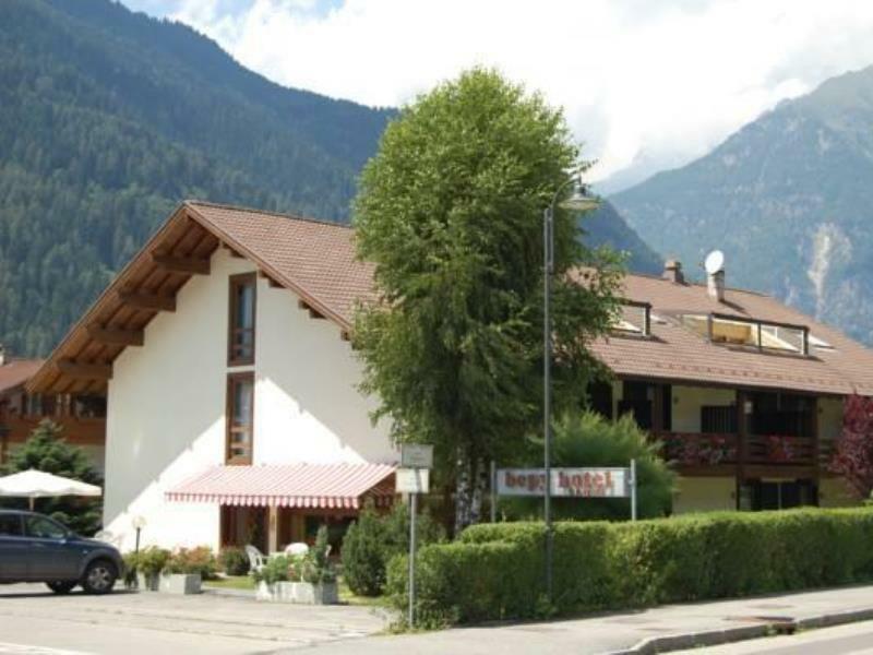 Bepy Hotel Garni Giustino Экстерьер фото