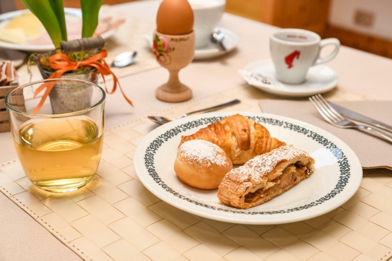 Bepy Hotel Garni Giustino Экстерьер фото