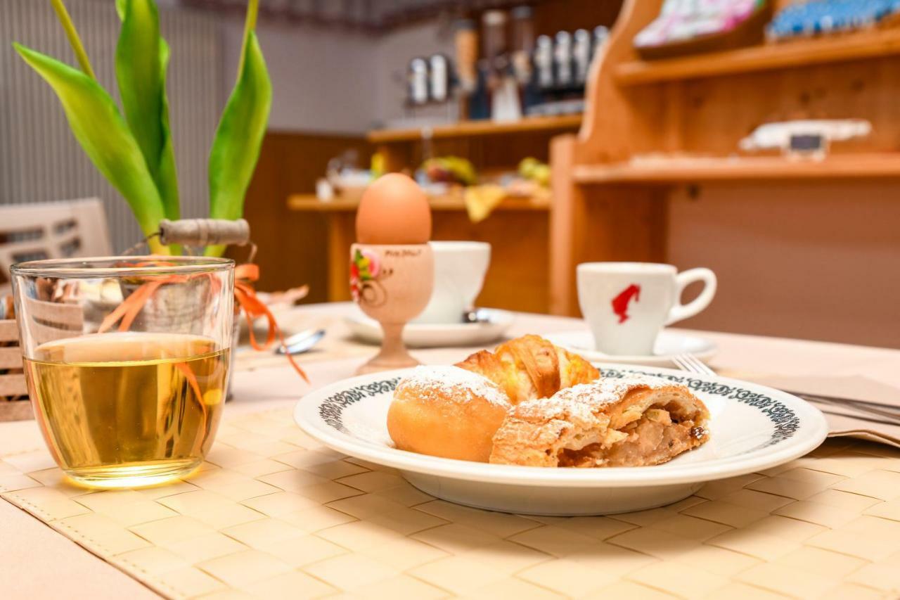 Bepy Hotel Garni Giustino Экстерьер фото